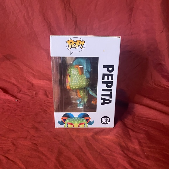 Pepita from coco funko pop number 982 - Picture 2 of 6